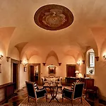 Di Piazzano - Small Luxury Of The World 5*