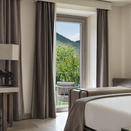 Di Piazzano - Small Luxury Of The World Otel