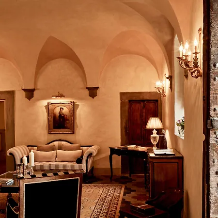 Di Piazzano - Small Luxury Of The World 5*
