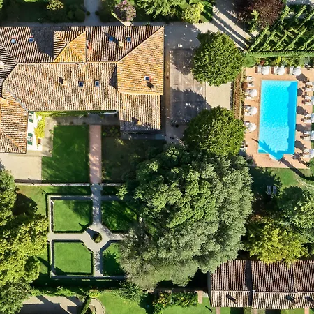 Отель Di Piazzano - Small Luxury Of The World Кортона