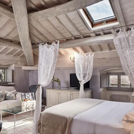 Отель Di Piazzano - Small Luxury Of The World 5*