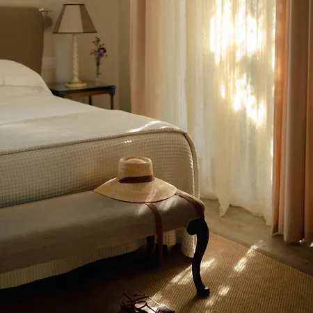 Отель Di Piazzano - Small Luxury Of The World Кортона