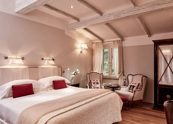 فندق Di Piazzano - Small Luxury Of The World