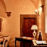 Di Piazzano - Small Luxury Of The World 哥尔顿