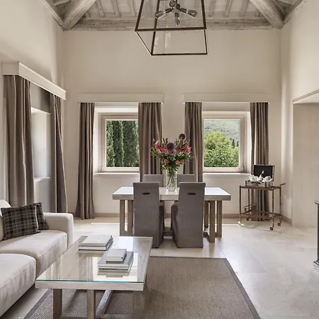 Hotel Di Piazzano - Small Luxury Of The World 5*