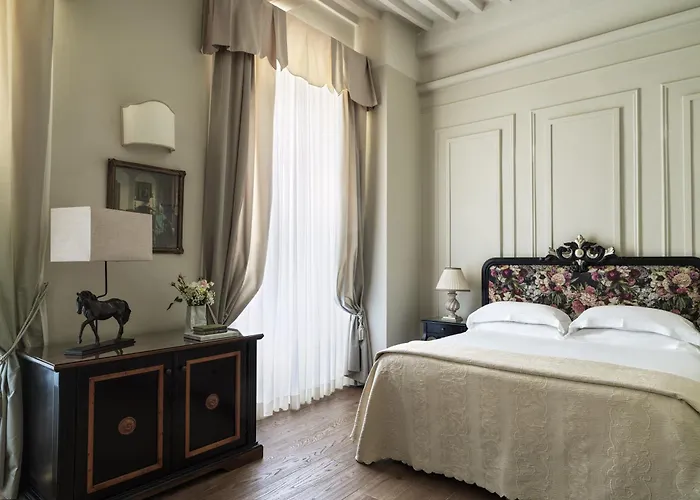 Di Piazzano - Small Luxury Of The World 5*